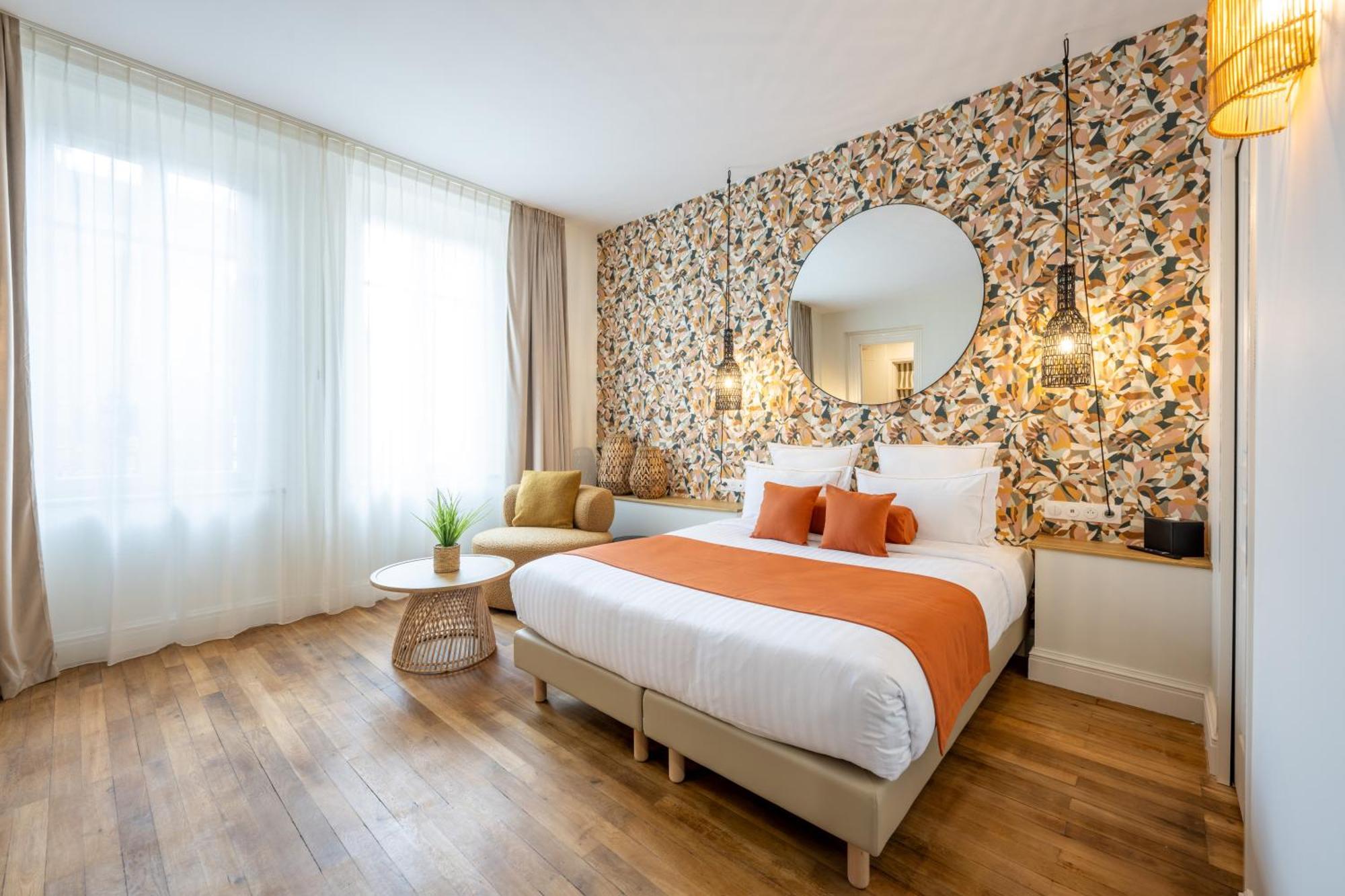 67 Victor Hugo Lägenhet Cognac Exteriör bild
